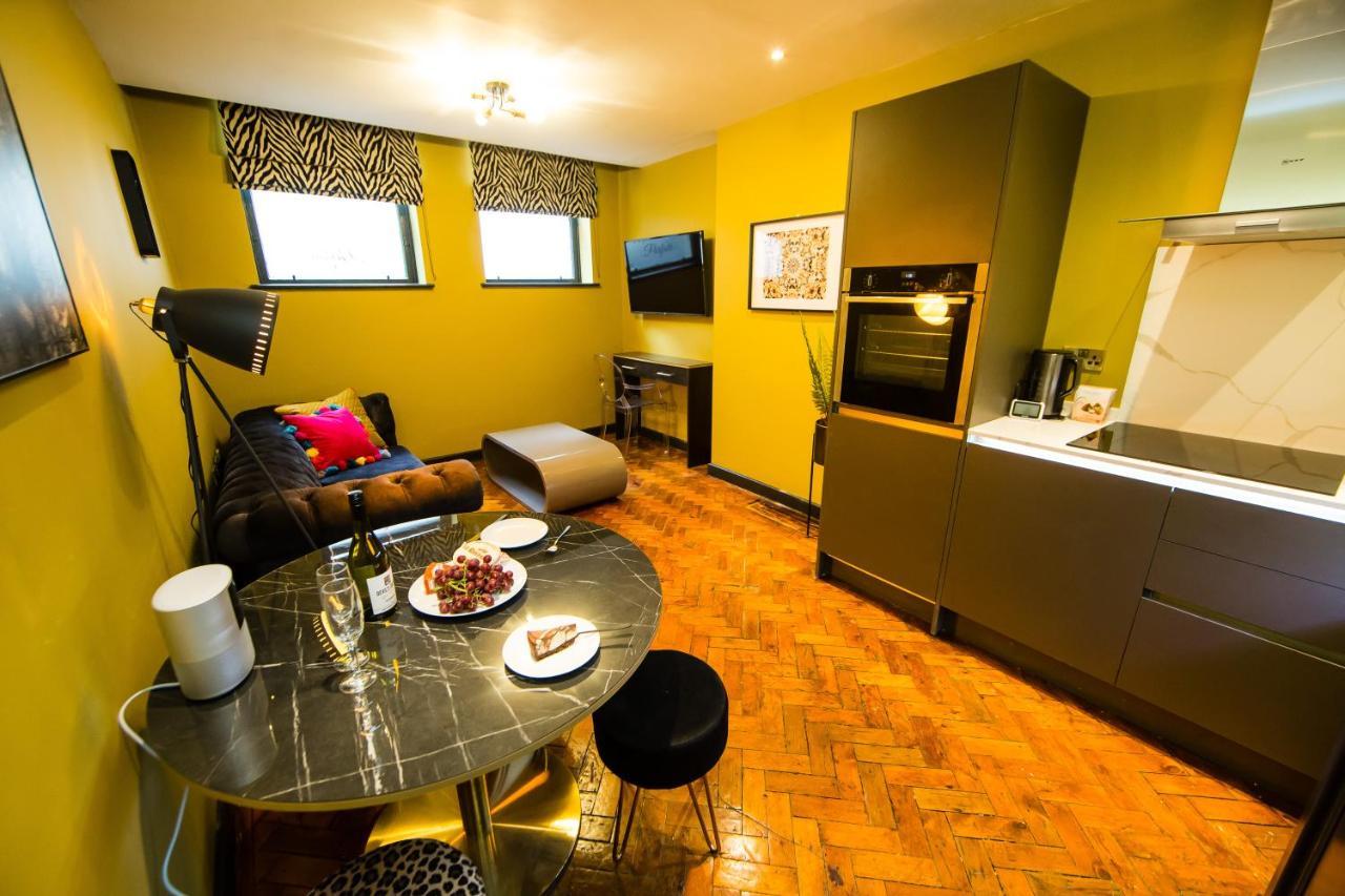 Maison Parfaite Ls1 - Luxury City Centre Apartments Leeds  Bagian luar foto